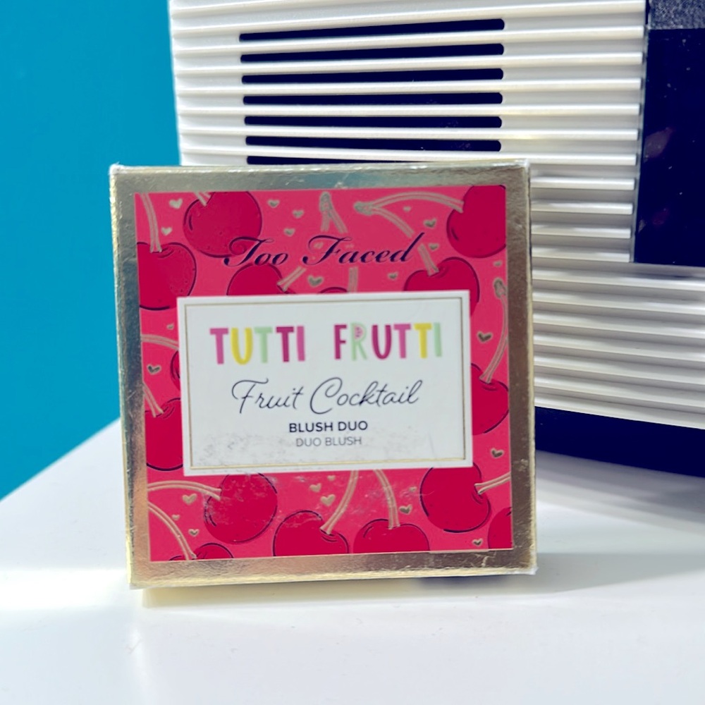 SALE🍒Too Faced tutti Frutti, fruit cocktail, cherry bomb blush - Picture 7 of 7
